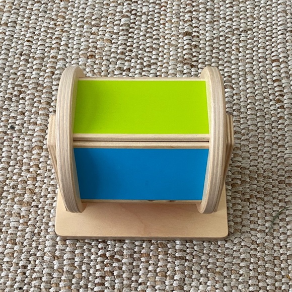 LOVEVERY Other - Lovevery Spinning Rainbow